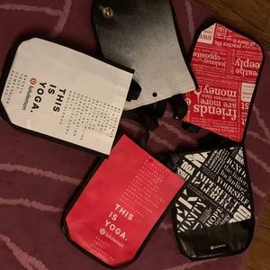 Lululemon totes